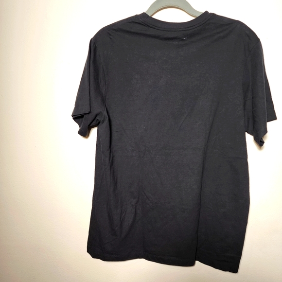 Nike T-Shirt Black Basketball Hoop Chain Fence DR1279-010 Mens Size Various New - Picture 2 of 5